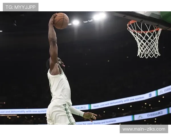 掌握比赛进程，下载尊龙体育下载官网app，精彩不容错过